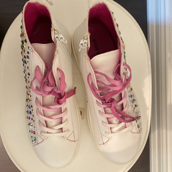 Steve Madden Girls Jewelled Chunky High Tops Sz5 - Picture 4 of 9
